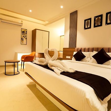 Hotel Veesons Executive Solapur Extérieur photo